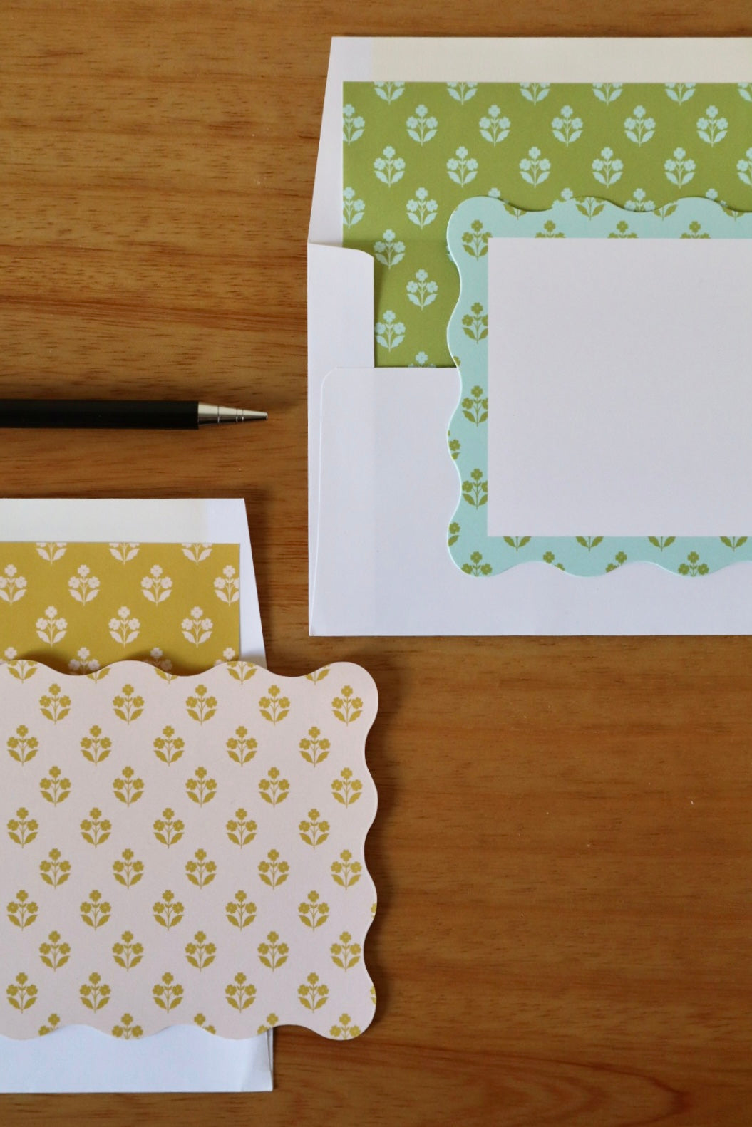 Blooms Stationery Set