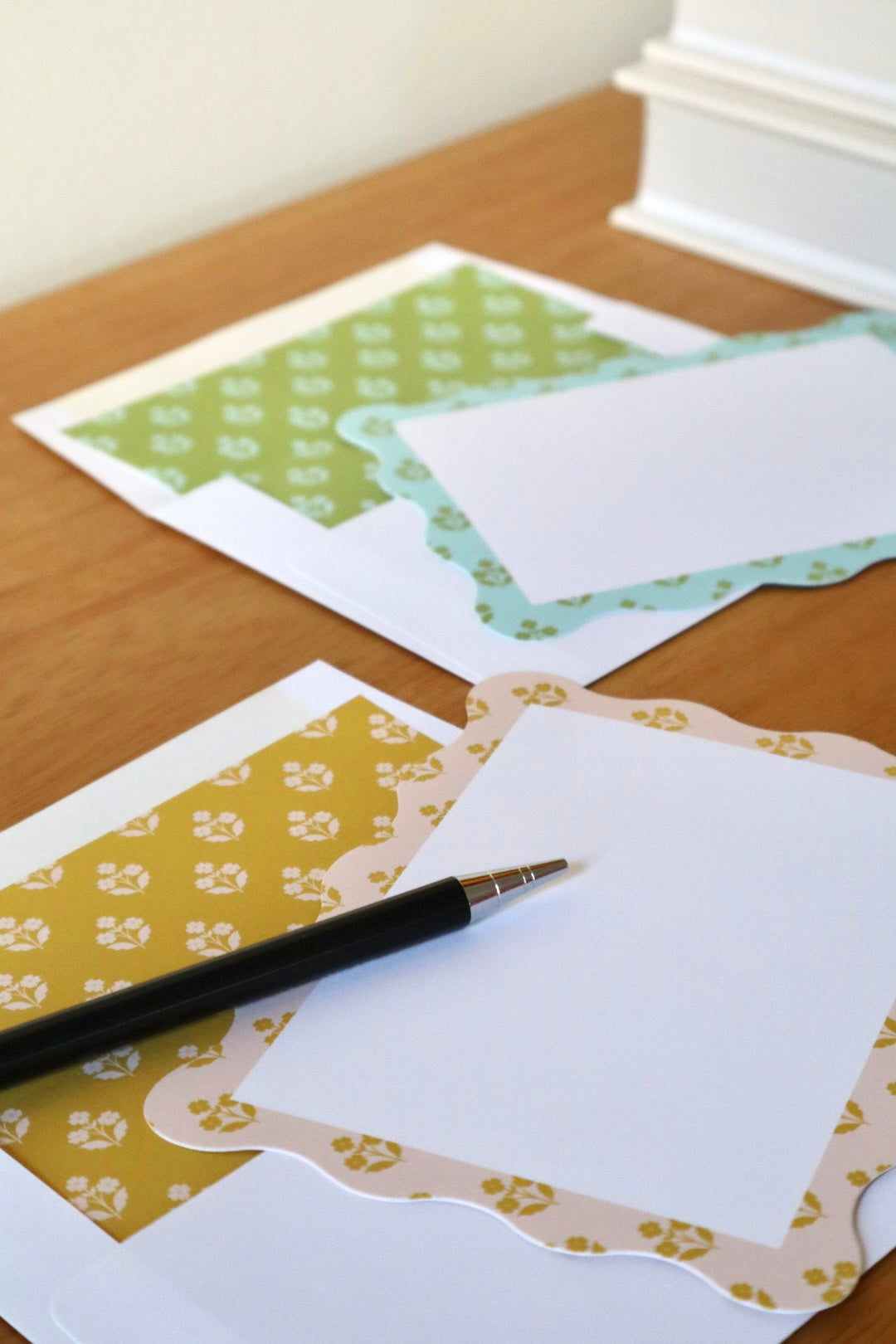 Blooms Stationery Set