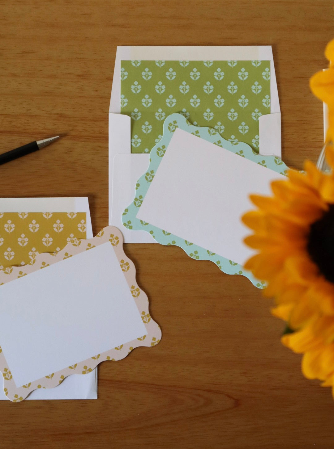 Blooms Stationery Set